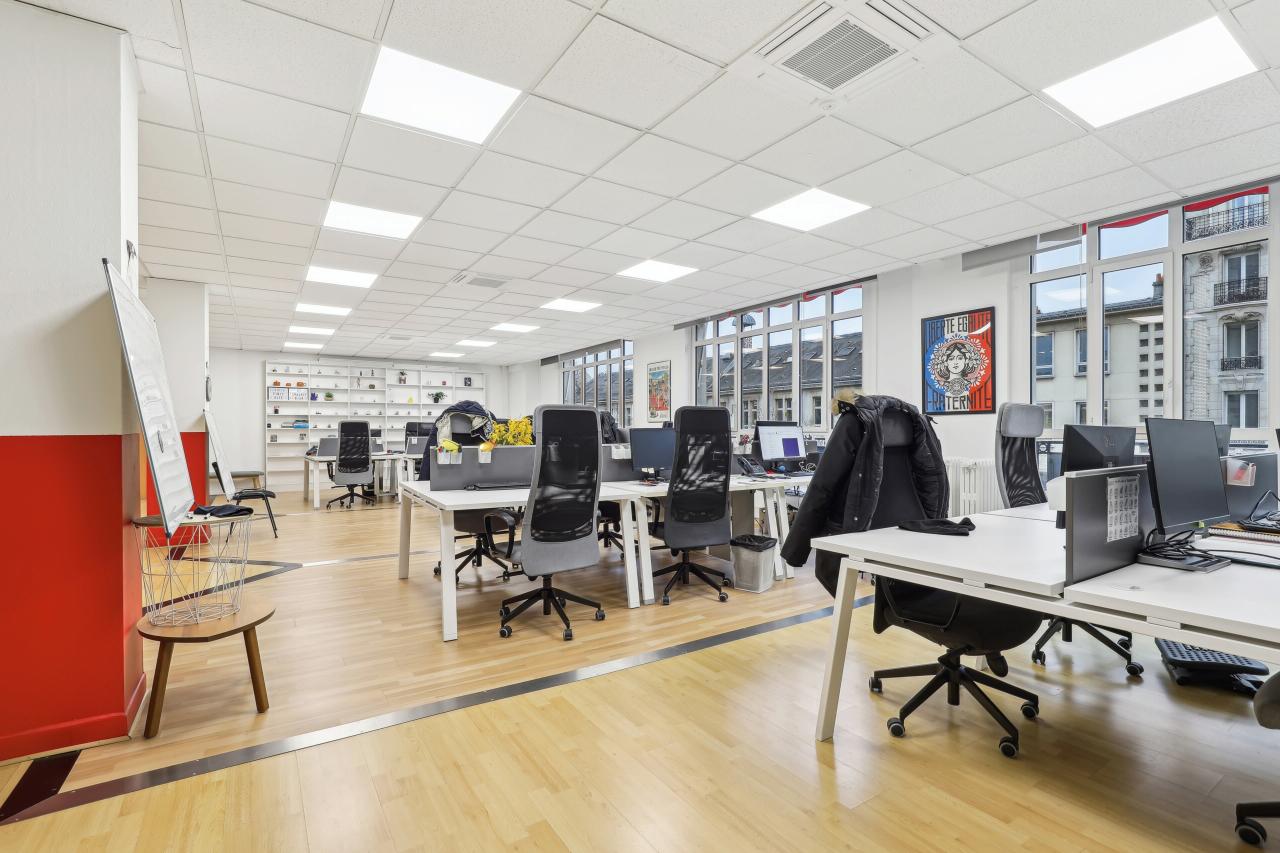Bureau Paris 250m² Location bureau Paris OLBUR2427920 17